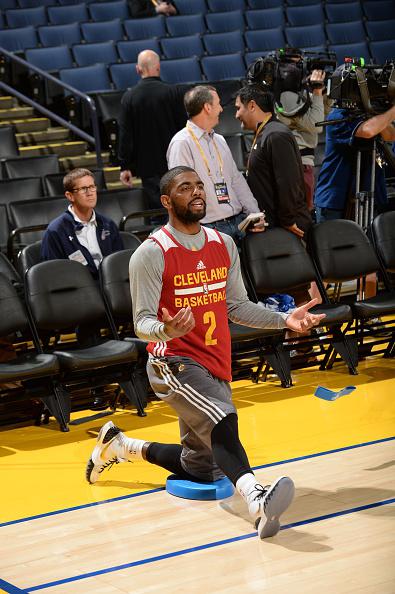 中场大战即将打响,控球传中成为关键!(中场比赛) 中场大战即将打响,控球传中成为关键!(中场比赛)