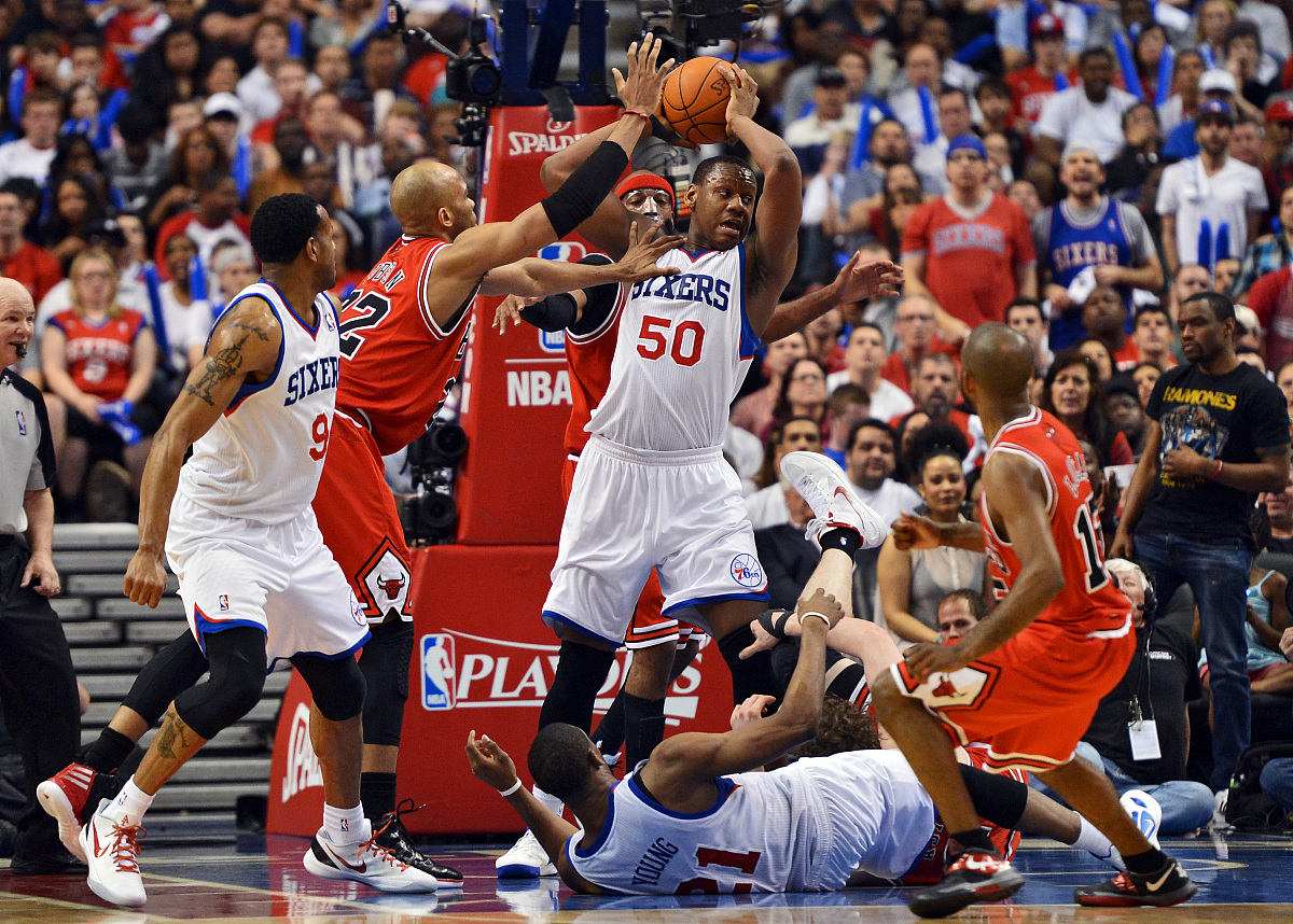 关于篮网队球员努力克服困难,向胜利迈进的信息 关于篮网队球员努力克服困难,向胜利迈进的信息