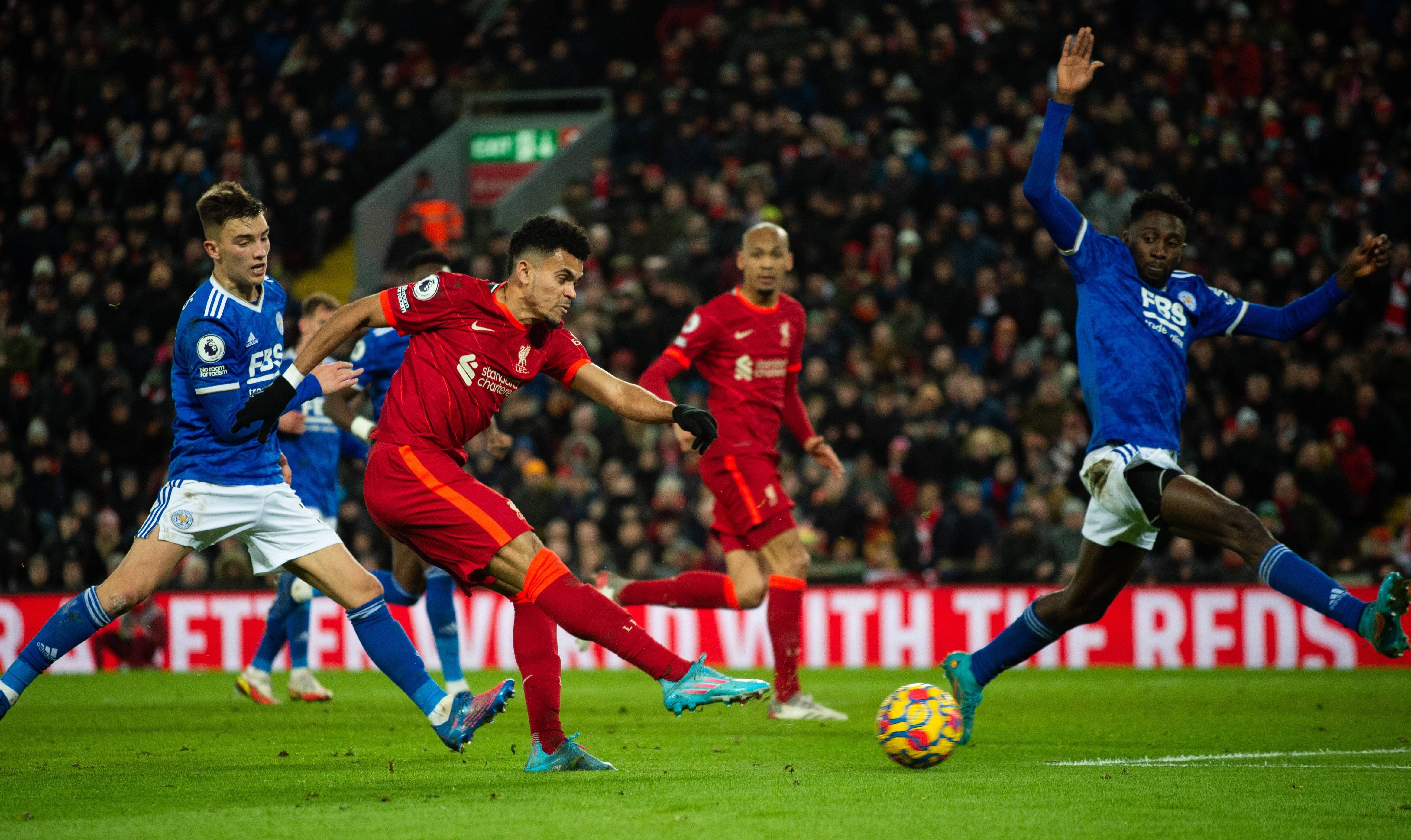 包含世界顶级足球比赛巅峰对决,胜负难料的词条 包含世界顶级足球比赛巅峰对决,胜负难料的词条