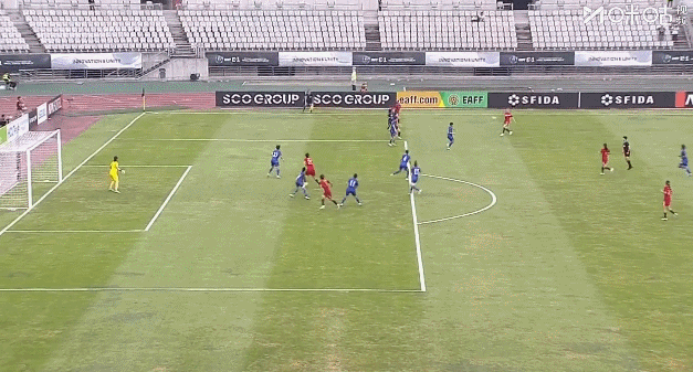 国际女子足球赛中,中国选手斩获胜利 国际女子足球赛中,中国选手斩获胜利