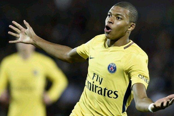 关于刚果球员入选欧洲金童奖候选名单的信息 关于刚果球员入选欧洲金童奖候选名单的信息