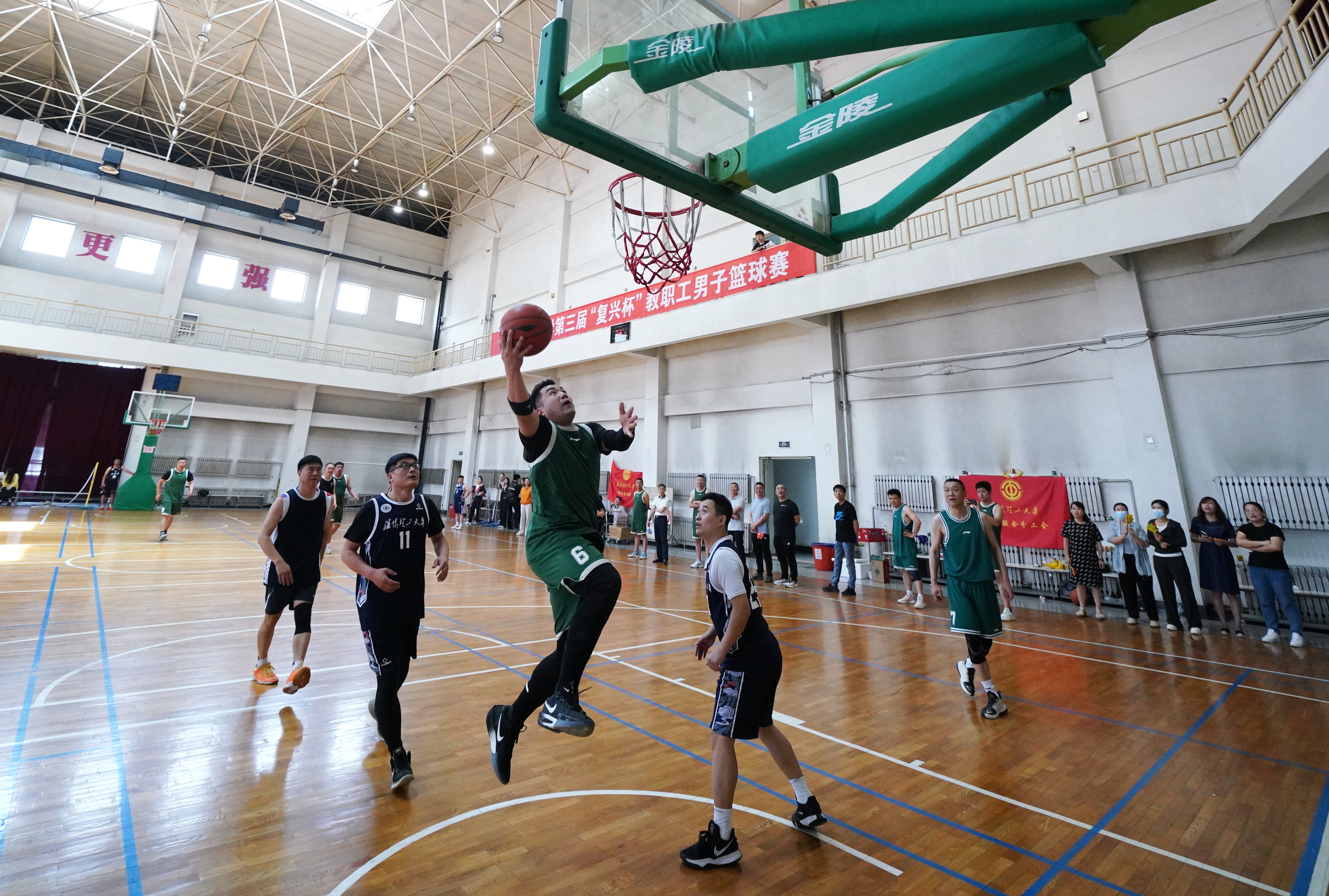 包含篮球智能训练营热点开设,教您打造专属技能的词条 包含篮球智能训练营热点开设,教您打造专属技能的词条