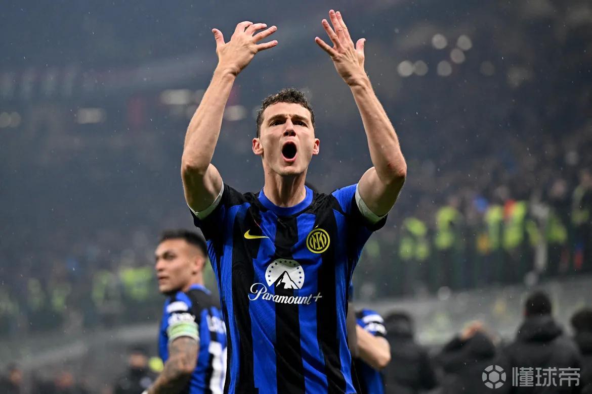 里尔足球队后防连续零失球,稳固防线 里尔足球队后防连续零失球,稳固防线