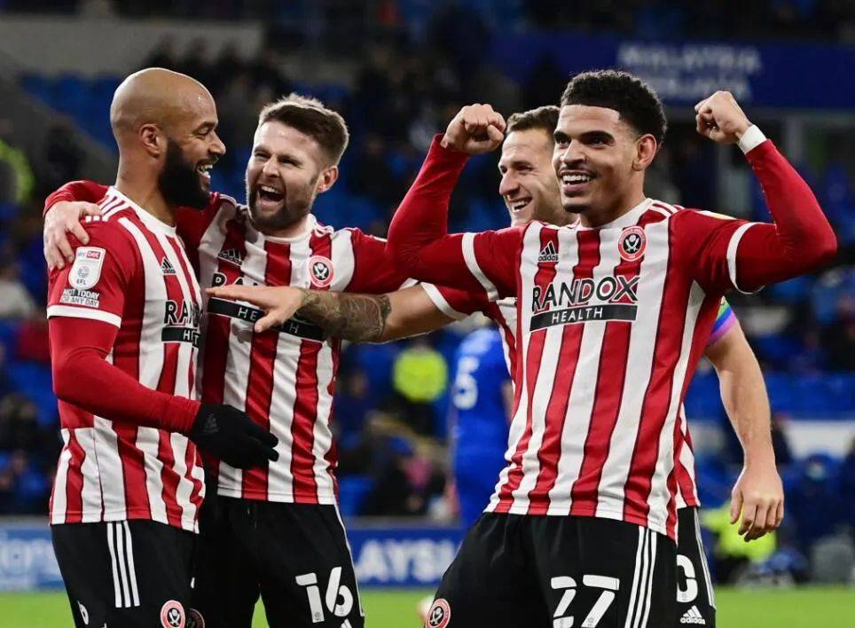 包含伯恩茅斯客场战平布莱顿,争霸英格兰联赛格局的词条 包含伯恩茅斯客场战平布莱顿,争霸英格兰联赛格局的词条