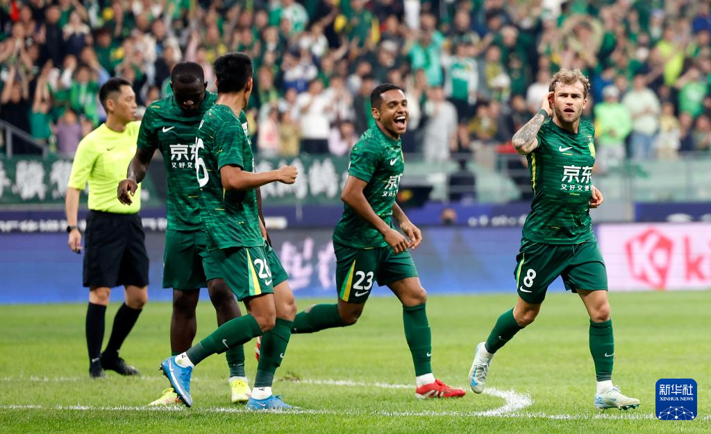 国安客场大胜深圳,继续领跑中超! 国安客场大胜深圳,继续领跑中超!